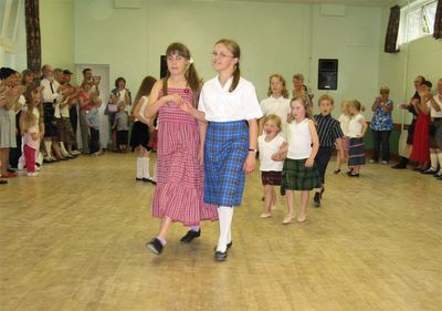 Stoke Goldington Picnic Dance 2007